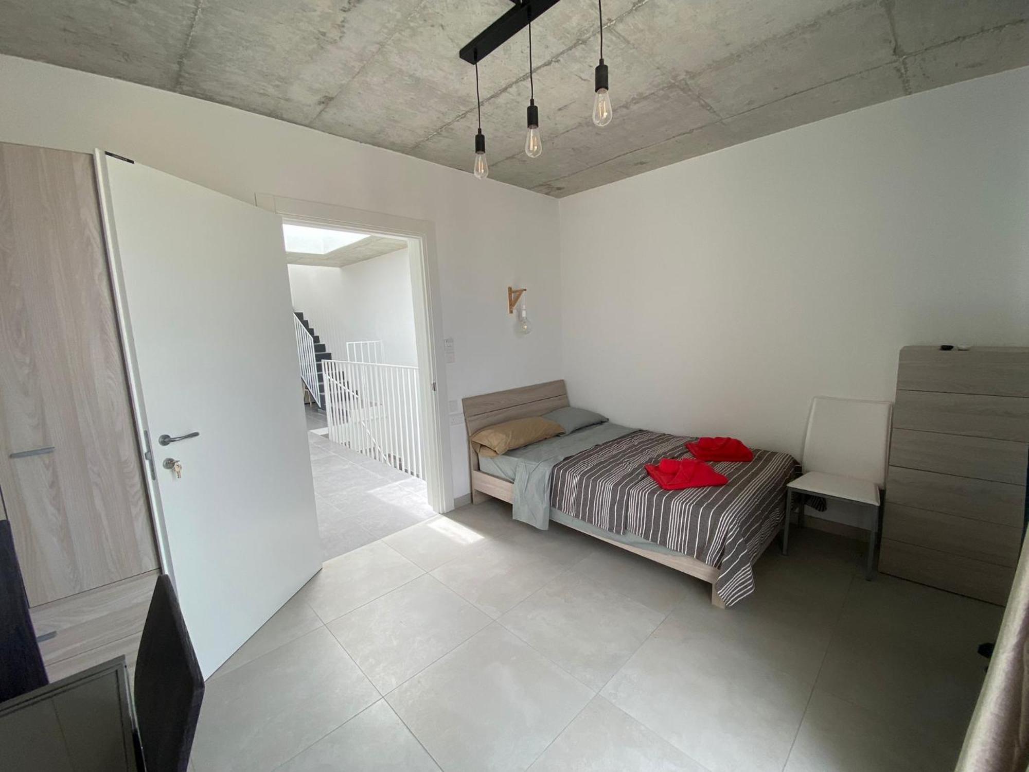 Апартаменты Minimal & Arty Townhouse Hamrun Экстерьер фото