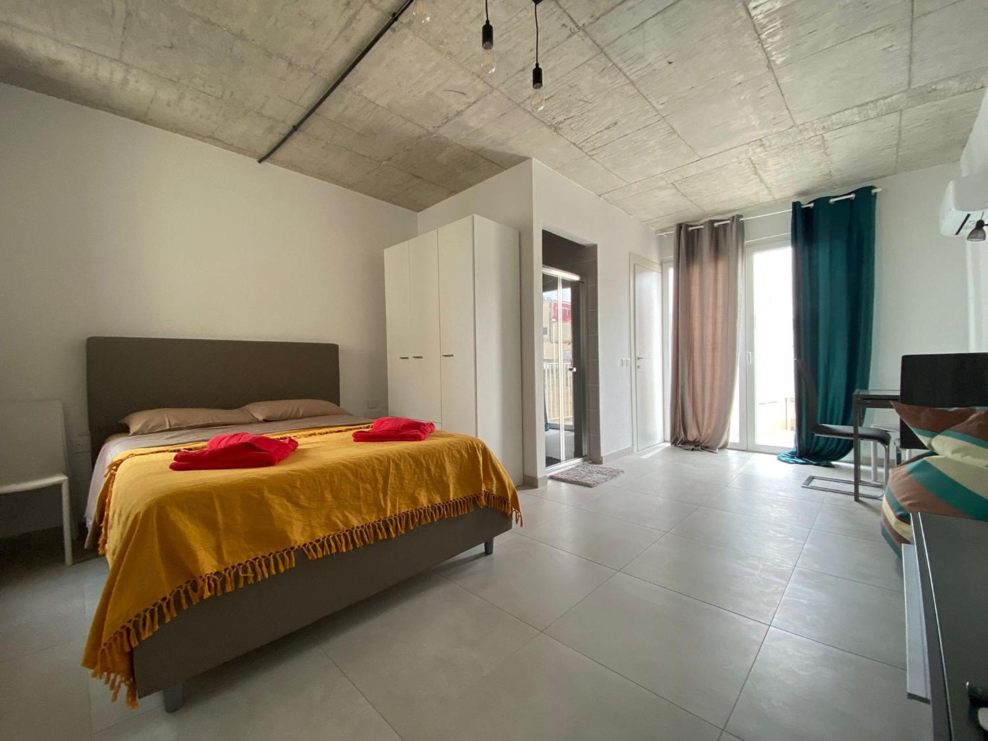 Апартаменты Minimal & Arty Townhouse Hamrun Экстерьер фото